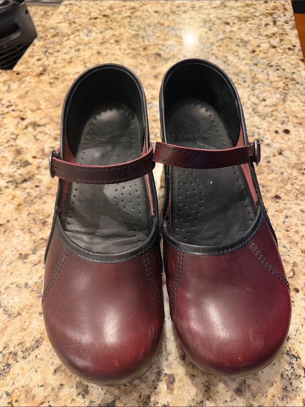 Dansko Women's Mary Jane Flats in Burgundy size 41